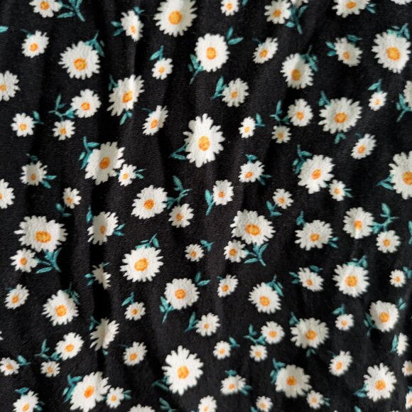 Forever 21 Collared Tie Back Black and White Daisy Floral Mini Dress - Picture 4 of 5